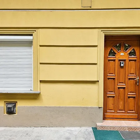 Διαμέρισμα Free Parking Synagogue