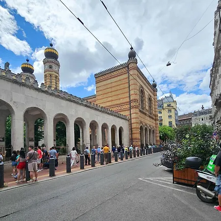 Free Parking Synagogue Appartamento *