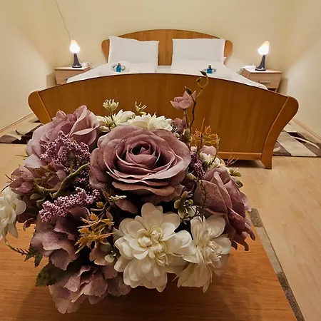 Free Parking Synagogue דירה *