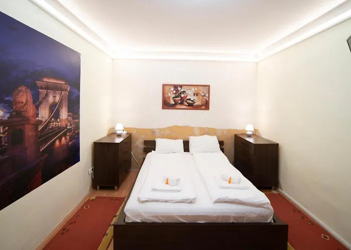 Free Parking Synagogue